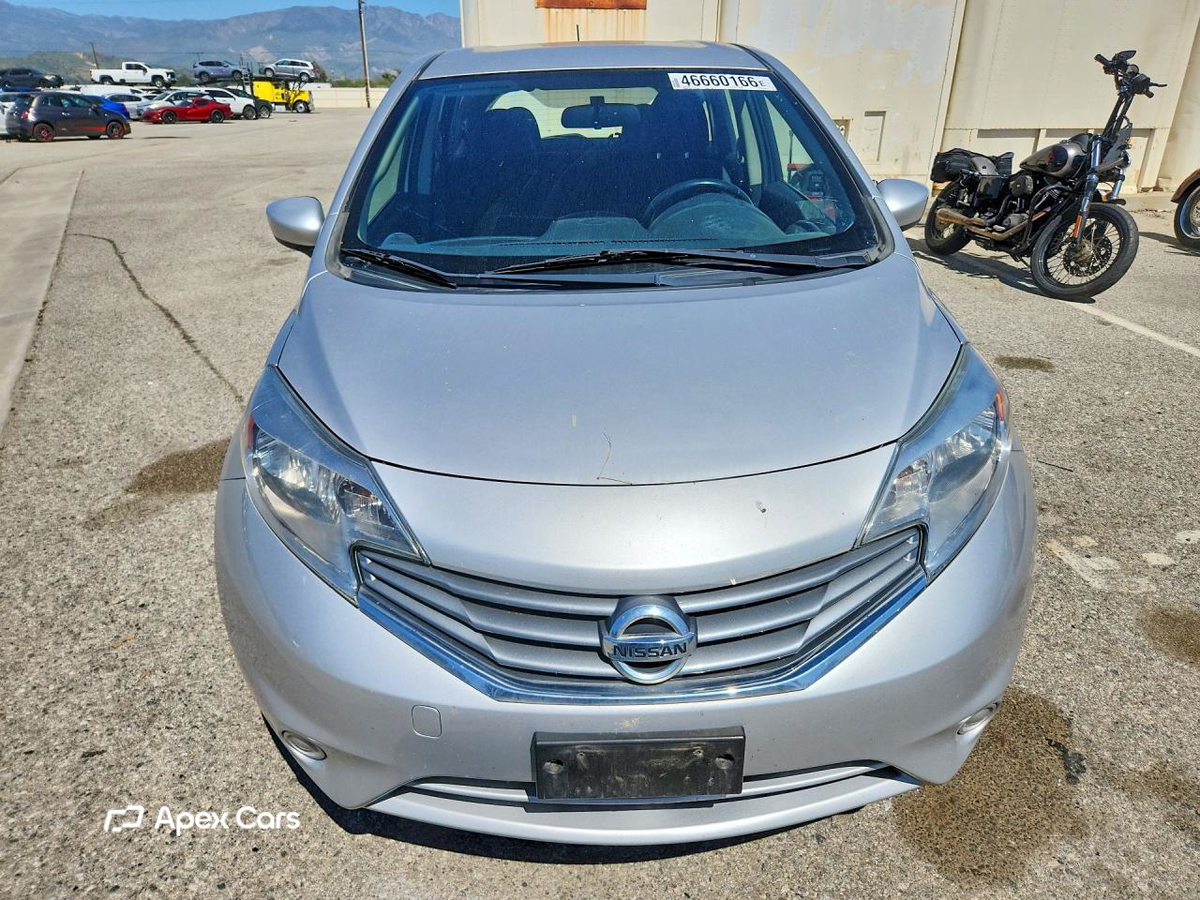 Nissan Versa 2016