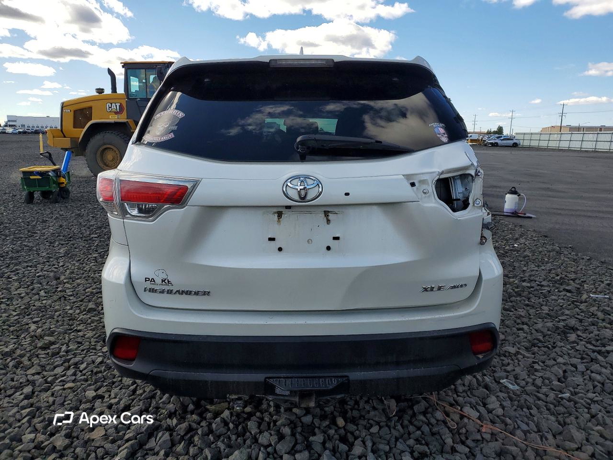 Toyota Highlander 2015