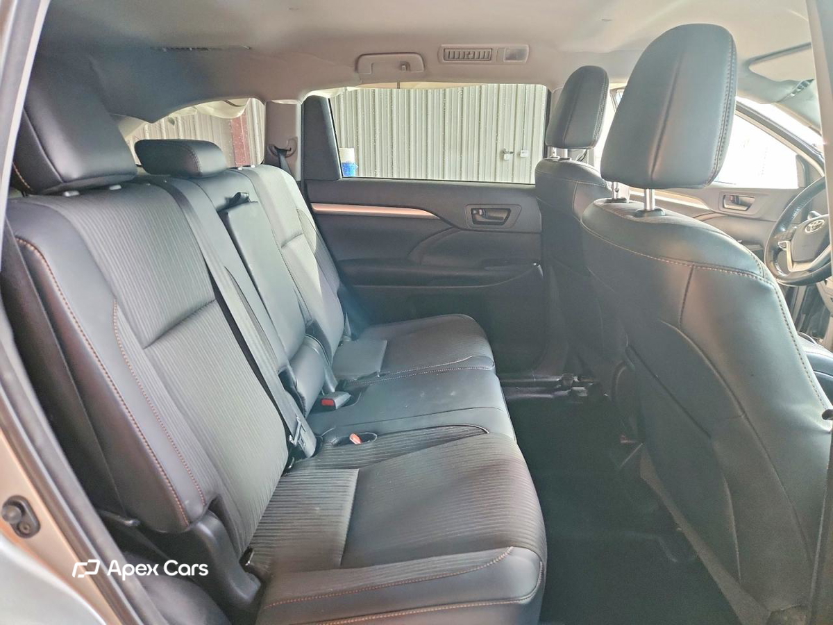 Toyota Highlander 2017