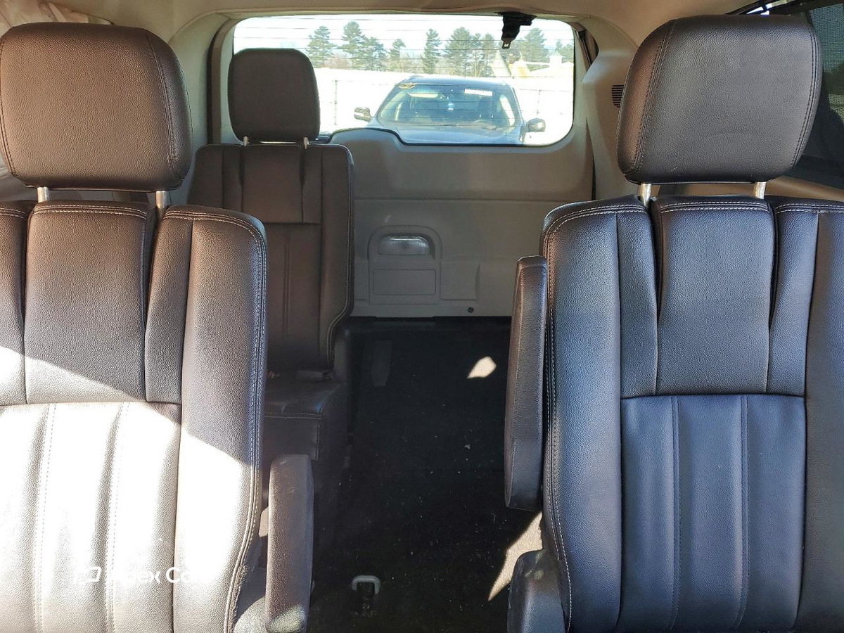 Chrysler Voyager 2014