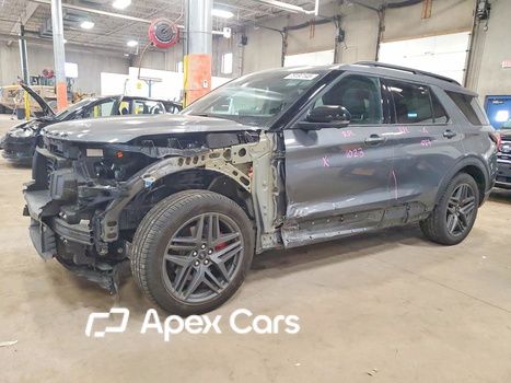 Ford Explorer 2025 - Image 1 of 13