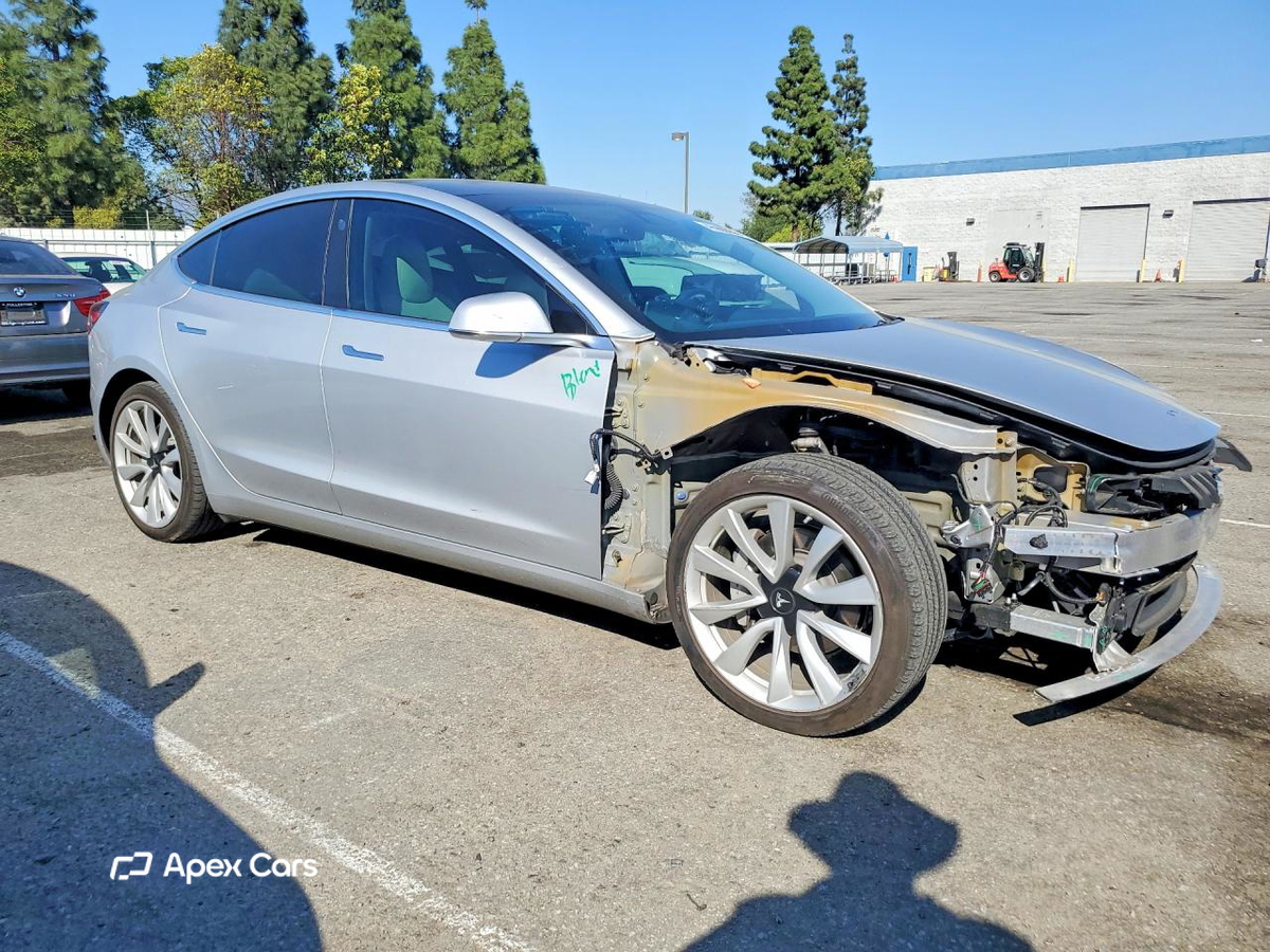 Tesla Model 3 2018