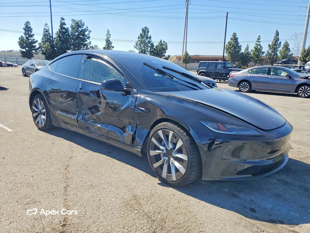 Tesla Model 3 2024