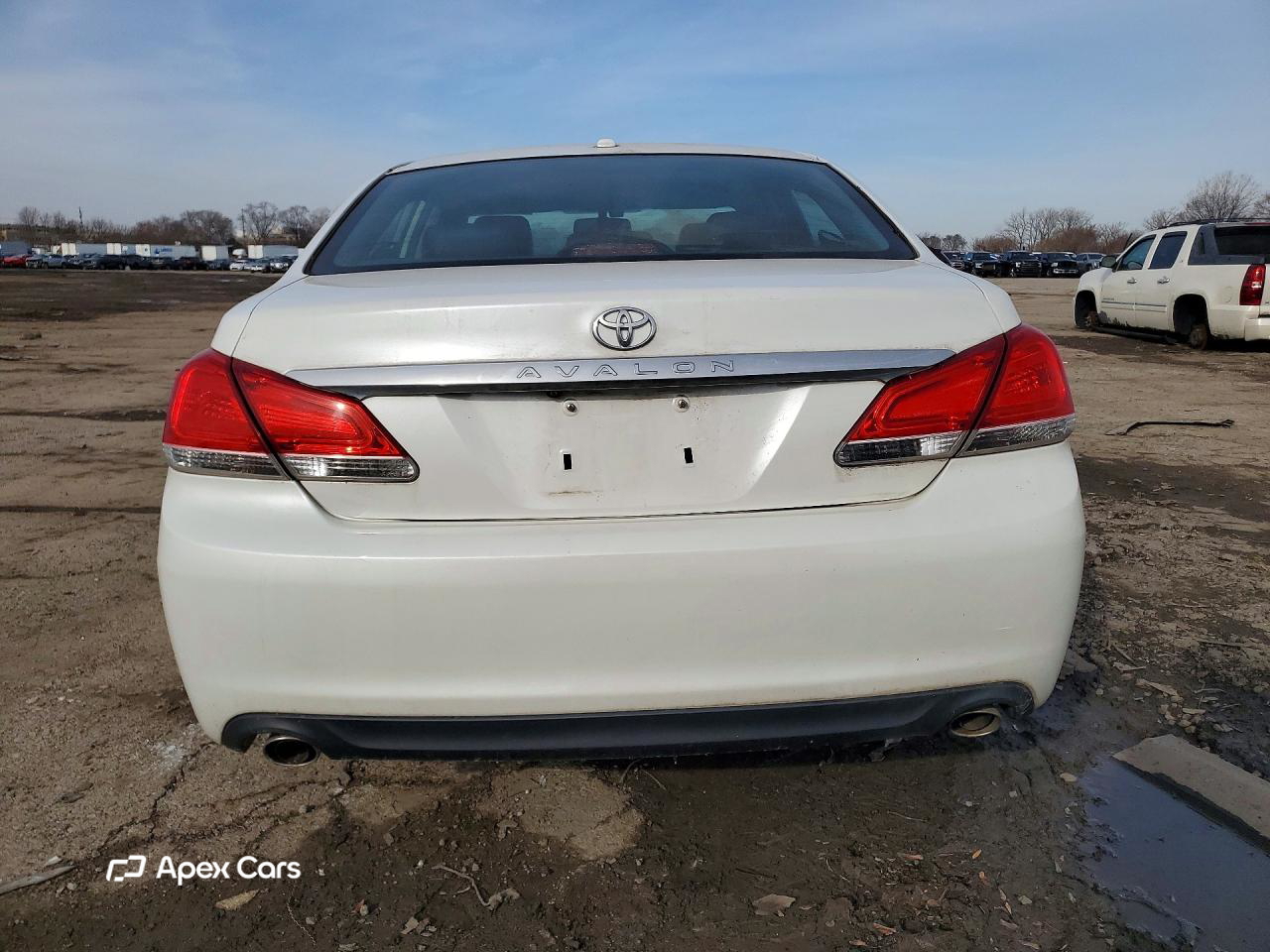 Toyota Avalon 2011