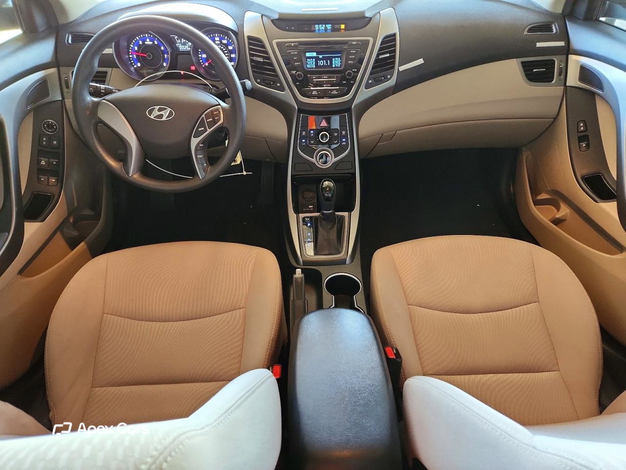 Hyundai Elantra 2016