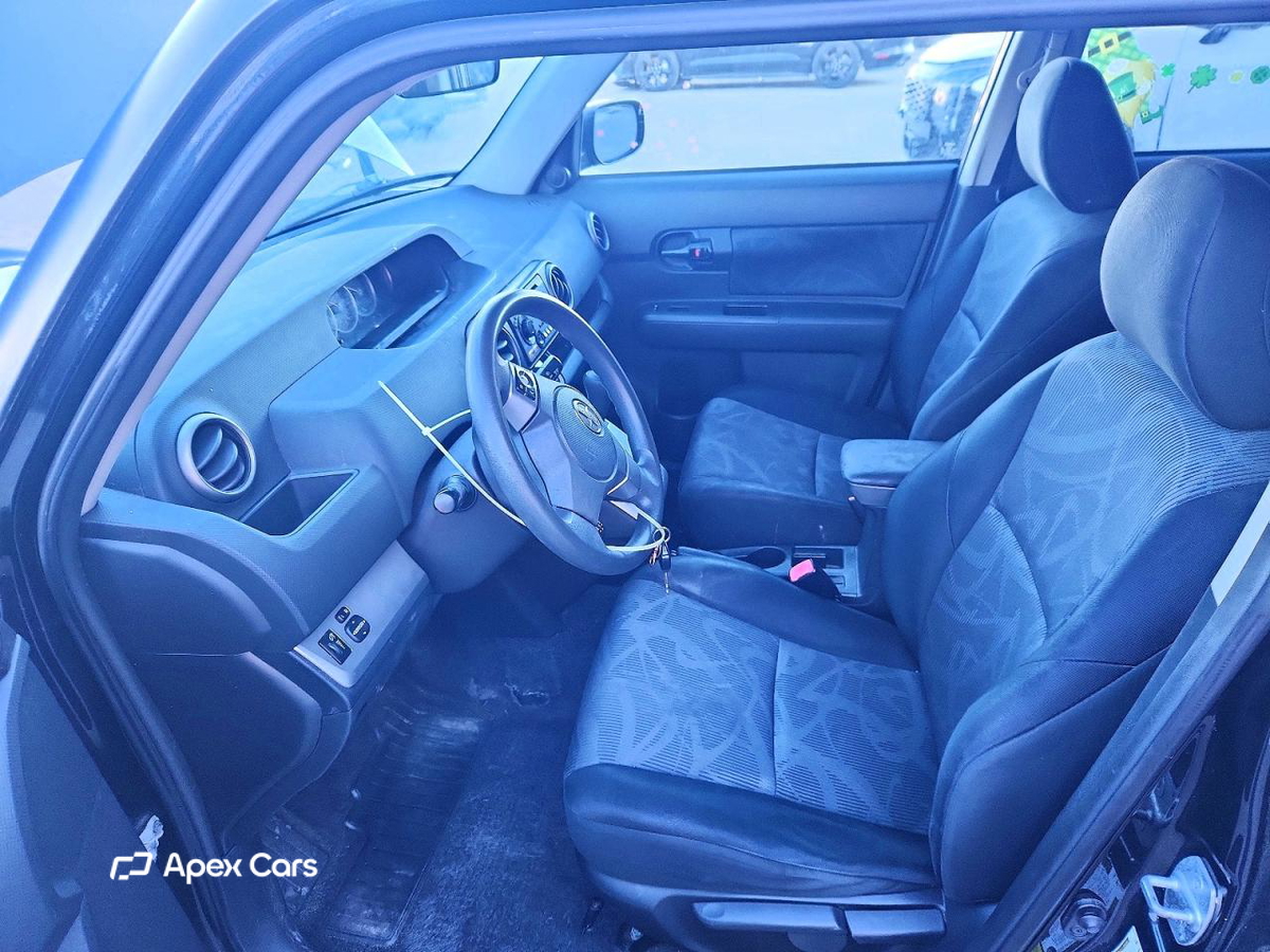 Scion xB 2012