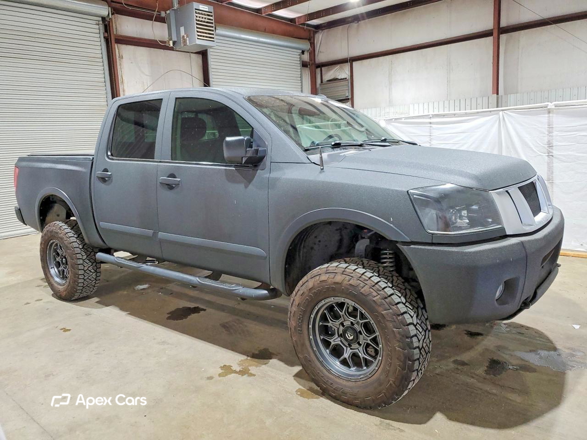 Nissan Titan 2013