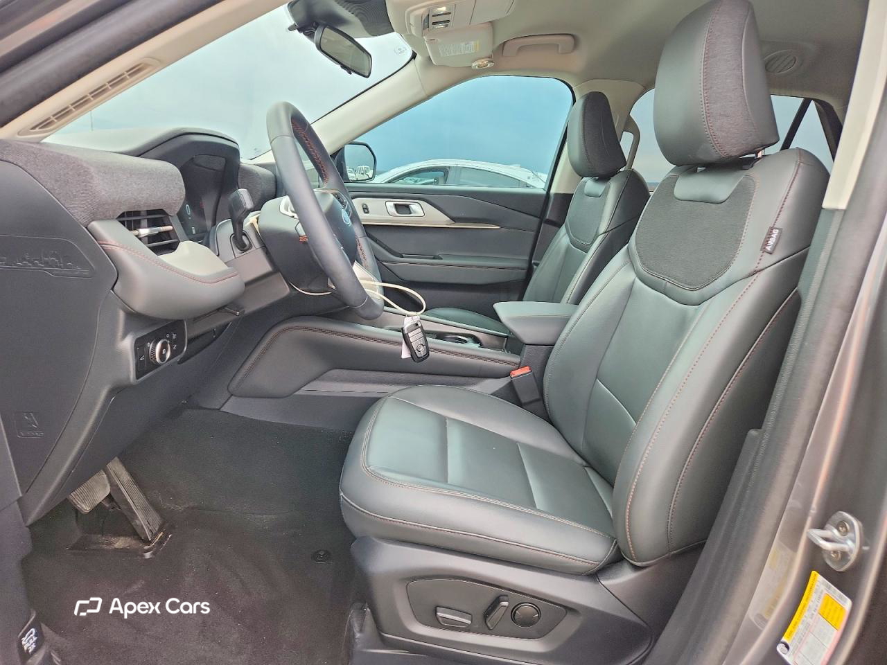 Ford Explorer 2025