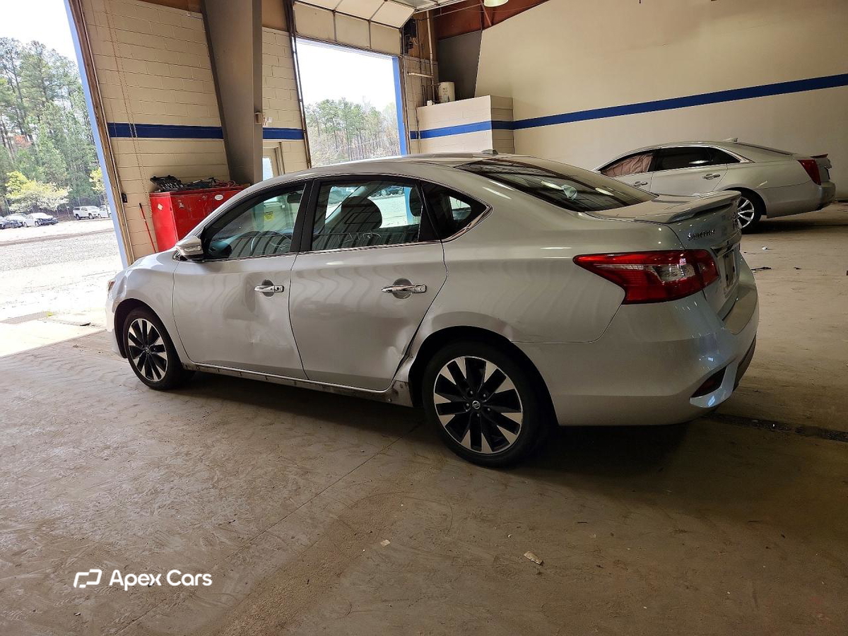Nissan Sentra 2018