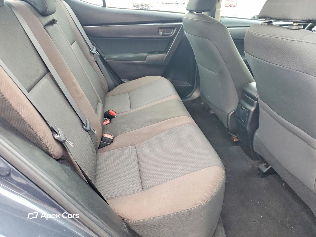 Toyota Corolla 2015