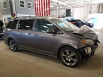 Toyota Sienna 2011