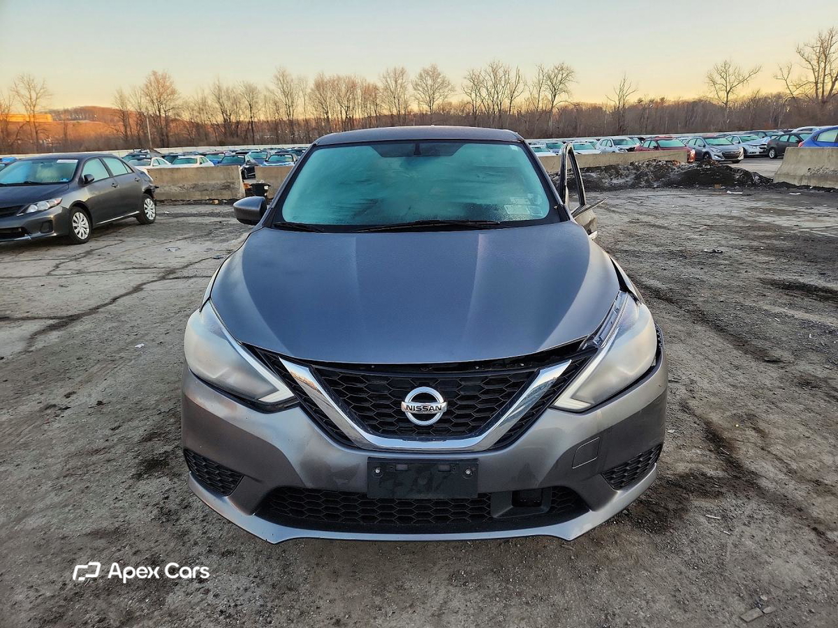 Nissan Sentra 2019