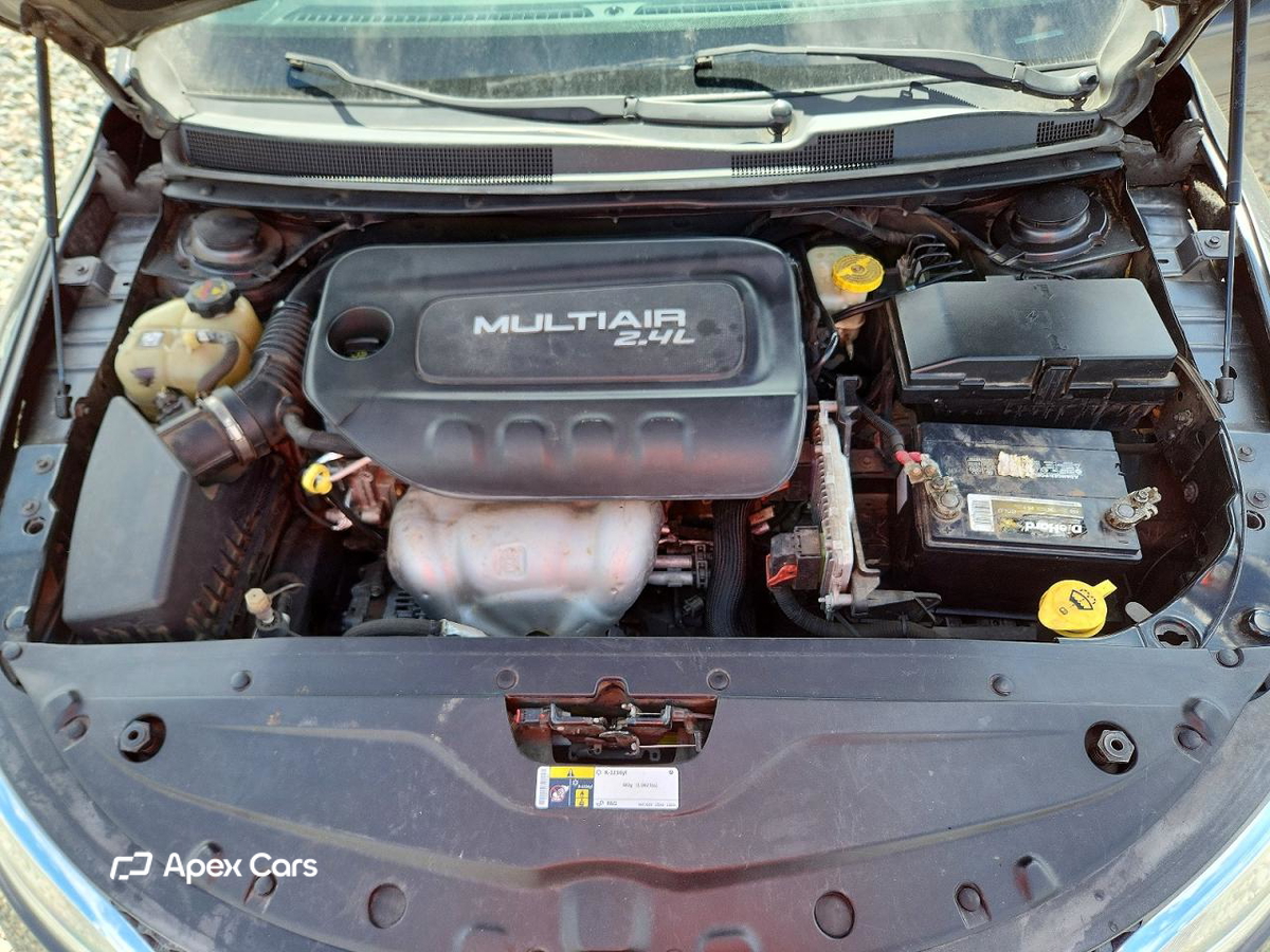 Chrysler 200 2016