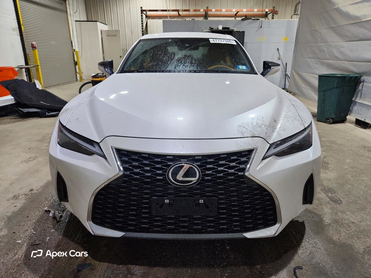 Lexus IS 2021