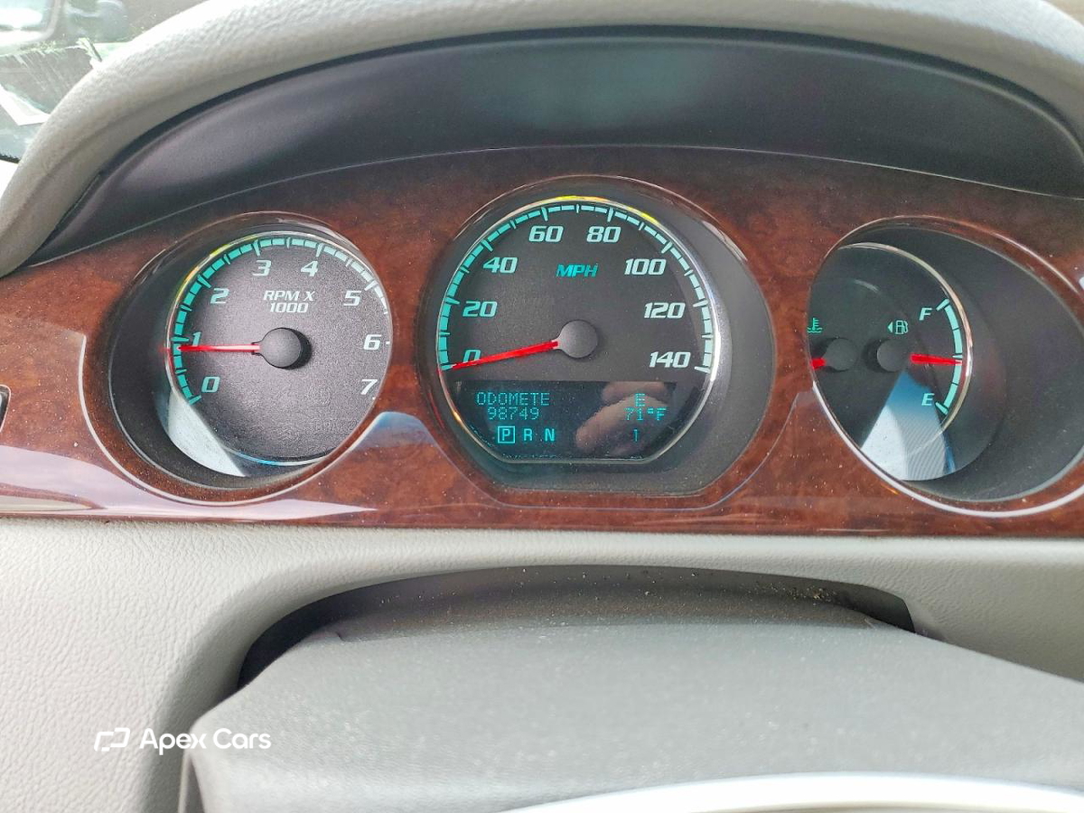 Buick Lucerne 2011