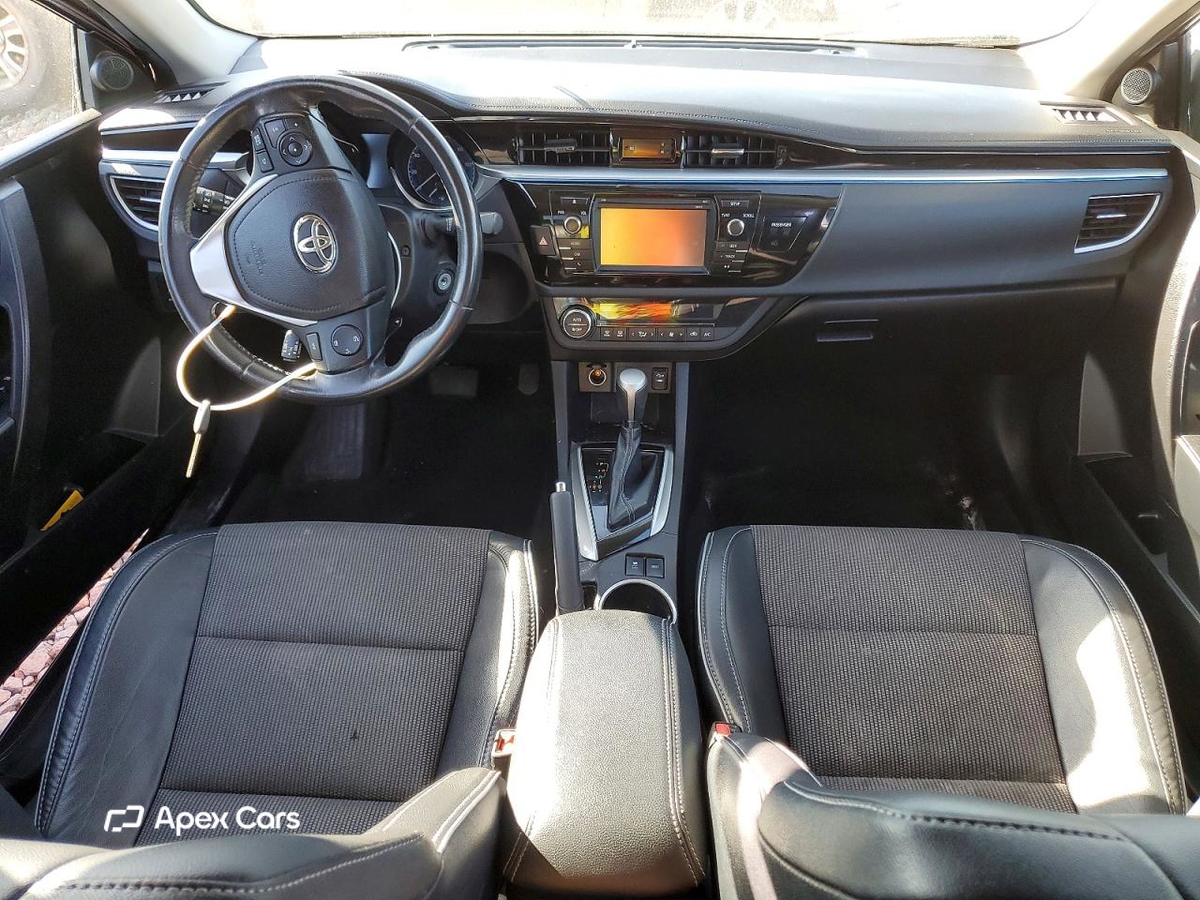 Toyota Corolla 2015