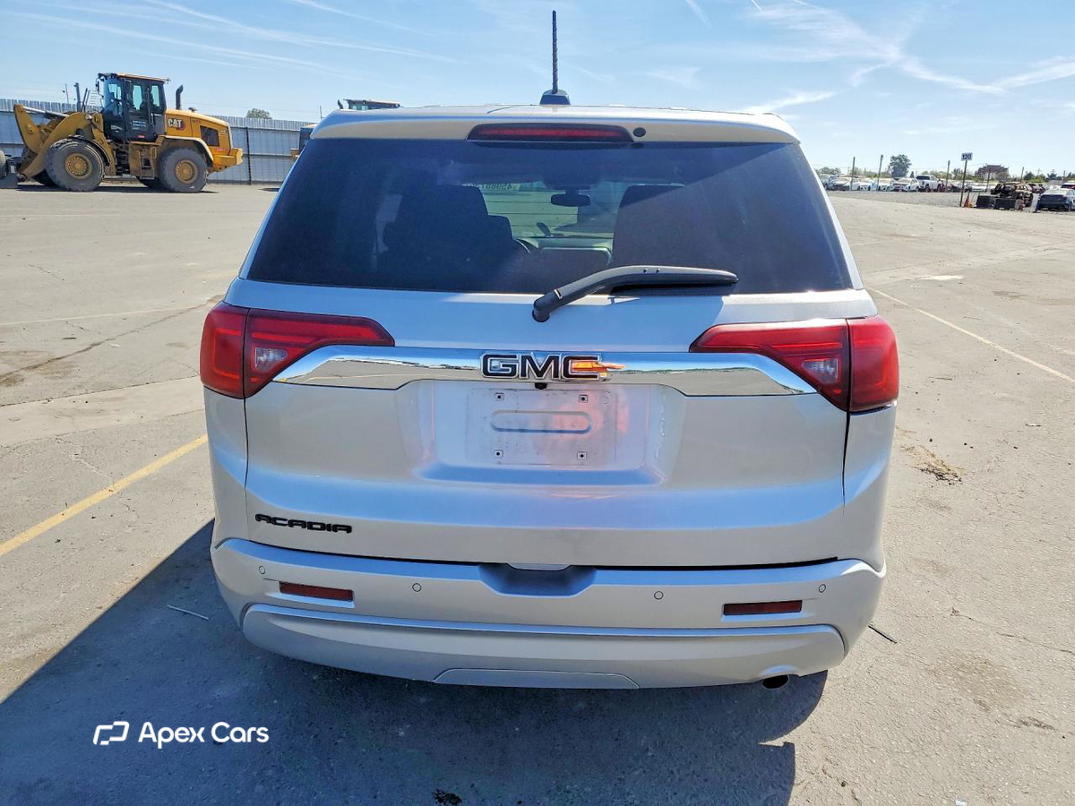 GMC Acadia 2017
