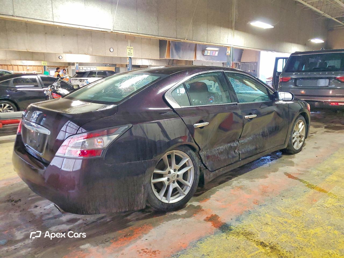Nissan Maxima 2013