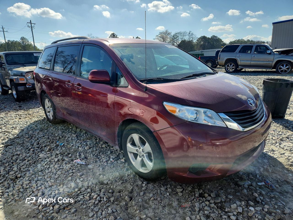 Toyota Sienna 2013