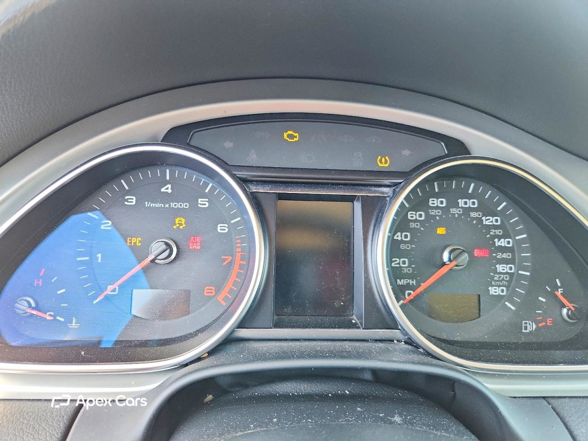 Audi Q7 2011