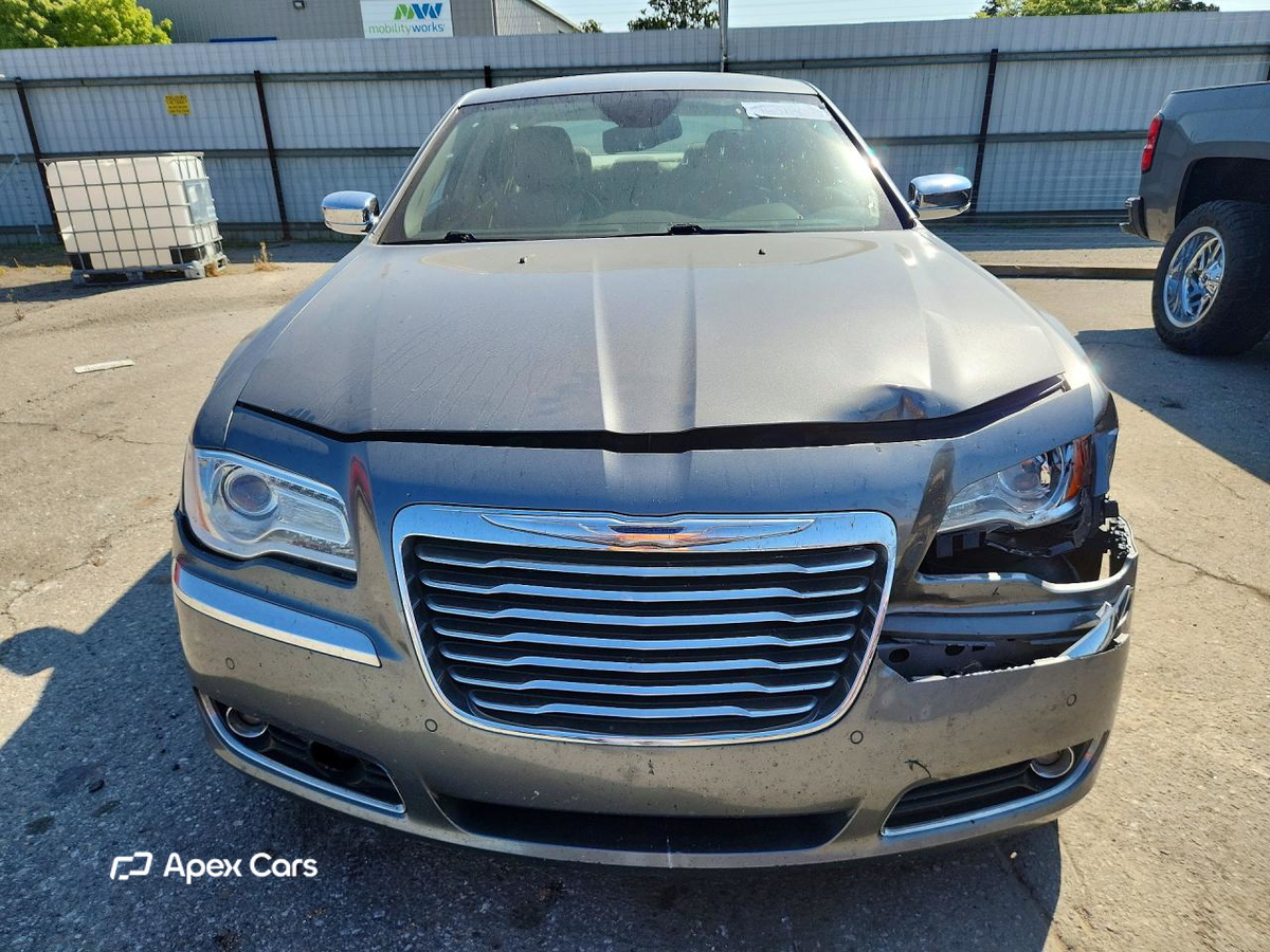 Chrysler 300 2012
