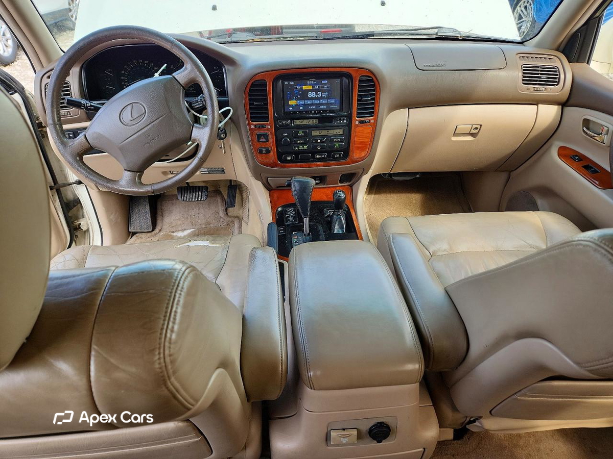 Lexus LX 1999