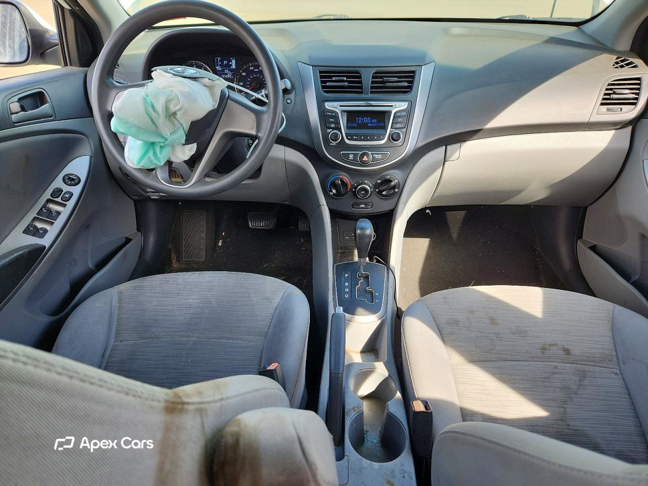 Hyundai Accent 2015
