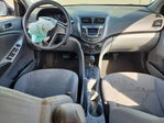 Hyundai Accent 2015