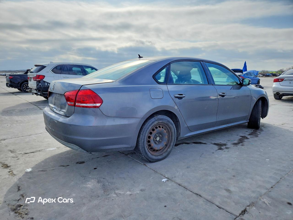 Volkswagen Passat 2013