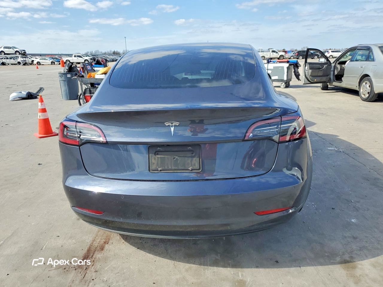 Tesla Model 3 2020
