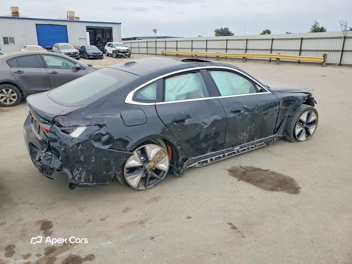 BMW i4 2025