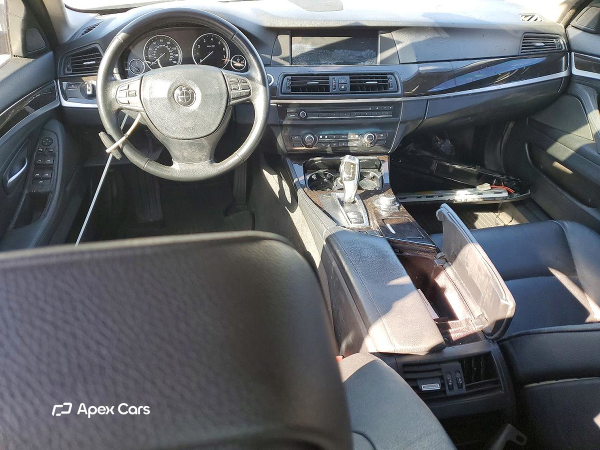 BMW Series 5 2011