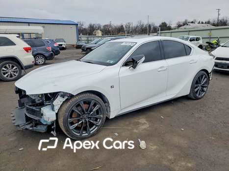 Lexus IS 2024 - Image 1 of 14
