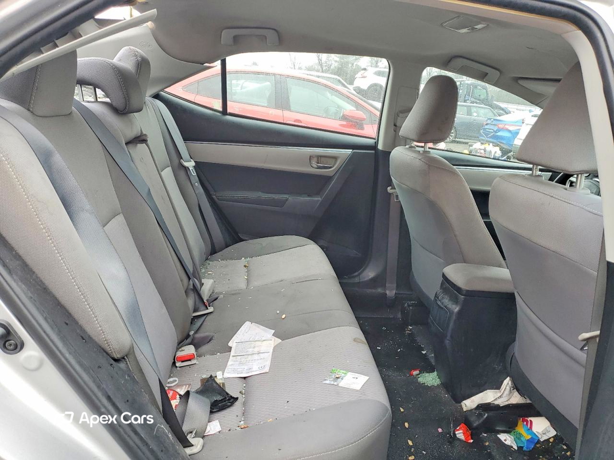 Toyota Corolla 2015