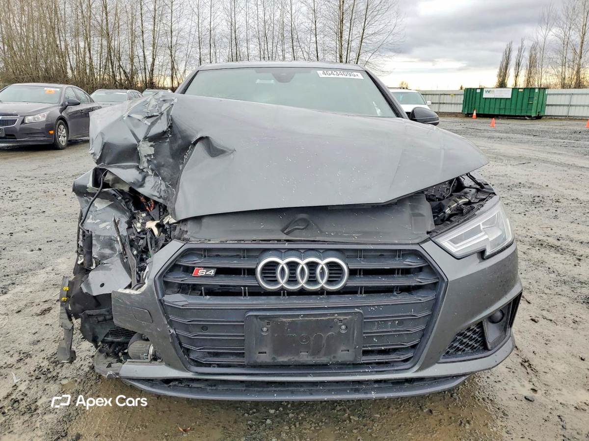 Audi RS4 2019