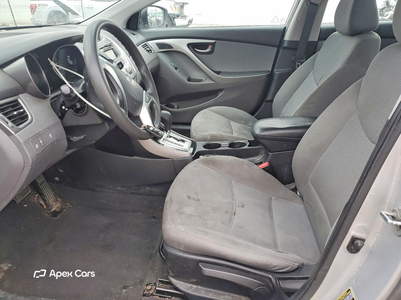 Hyundai Elantra 2012