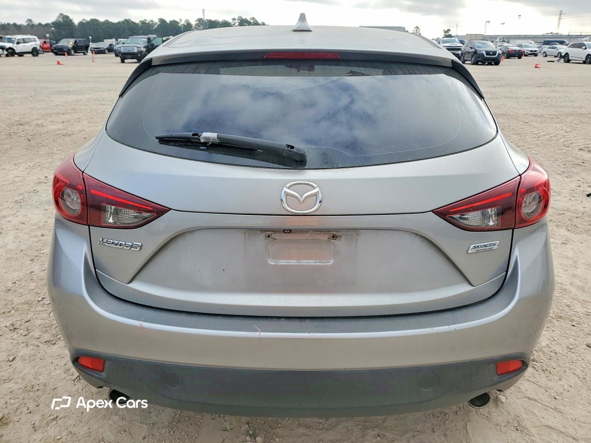 Mazda 3 2015