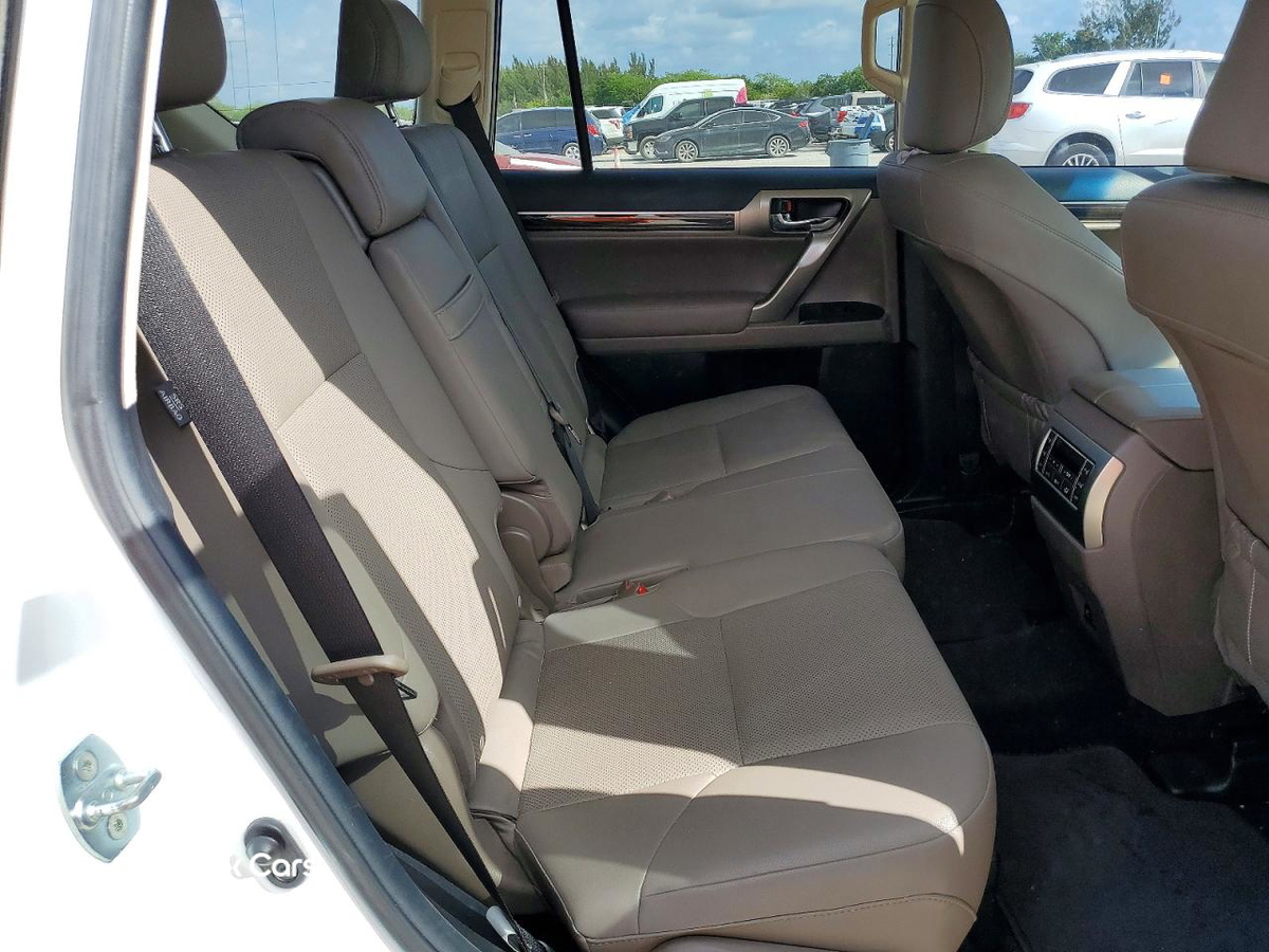 Lexus GX 2021