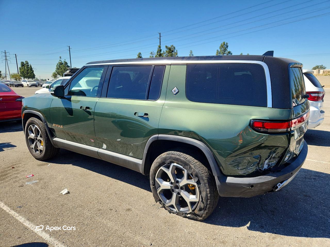 Rivian R1S 2023