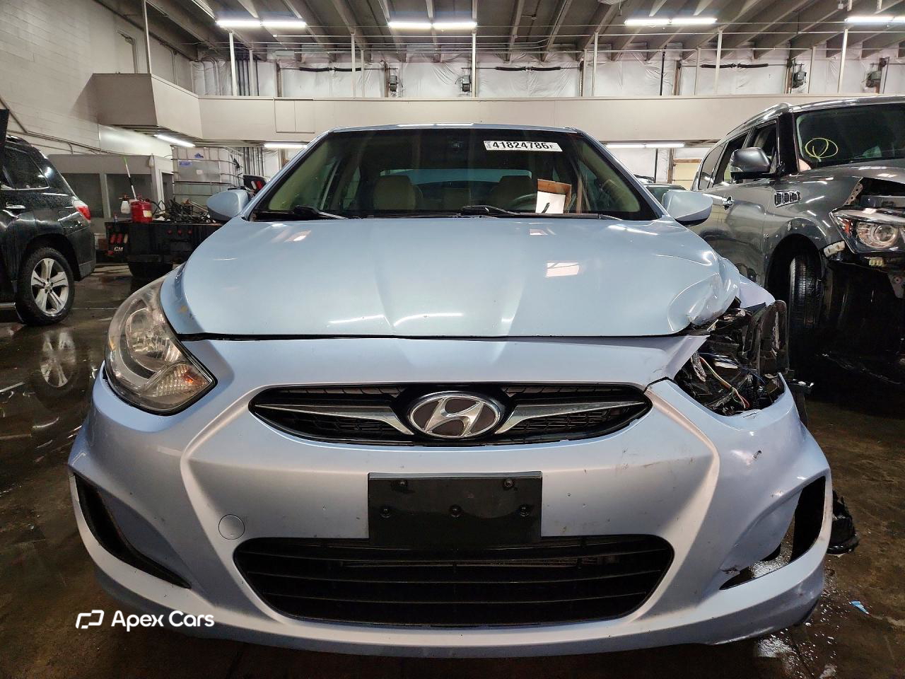Hyundai Accent 2012