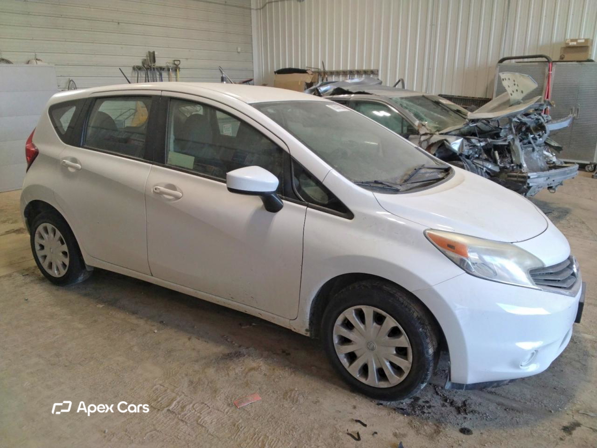 Nissan Versa 2016