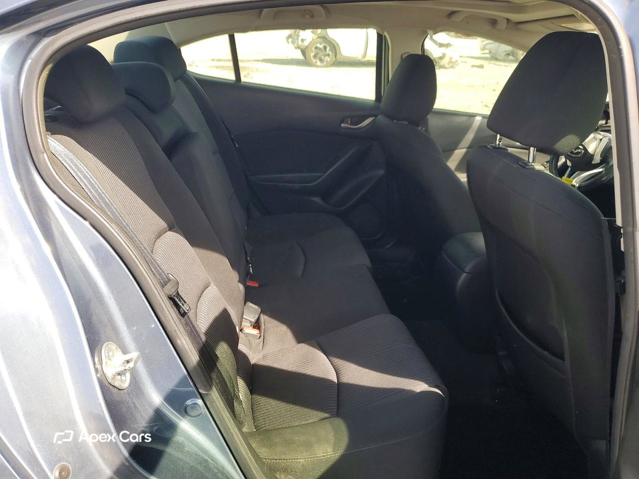Mazda 3 2015