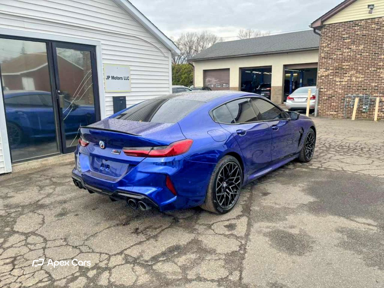 BMW M8 2023
