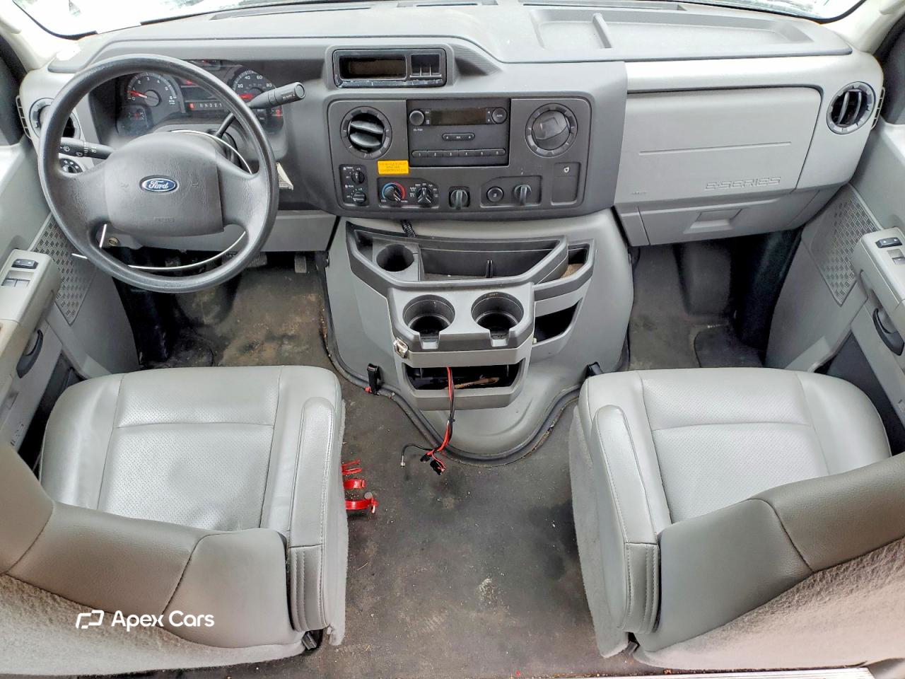Ford Econoline 2014