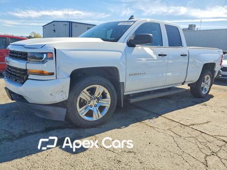 Chevrolet Silverado 2017 - Image 1 of 12