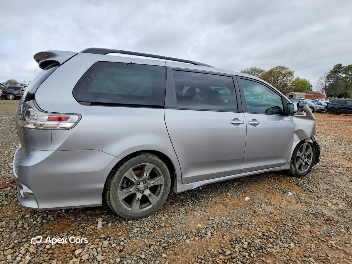 Toyota Sienna 2017