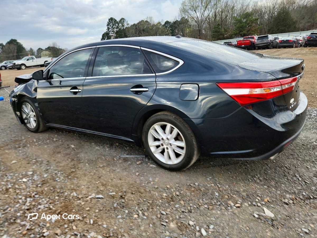 Toyota Avalon 2015
