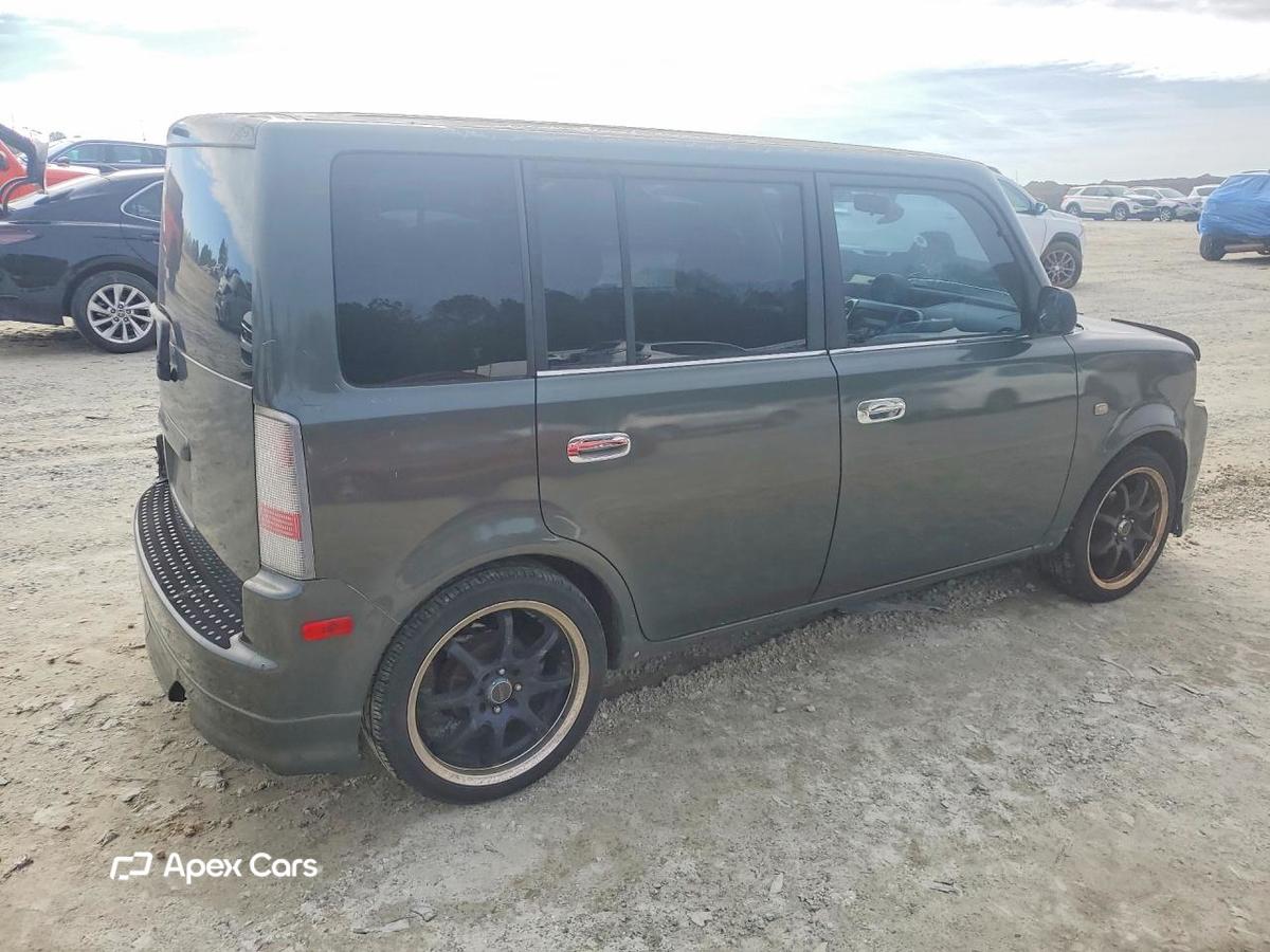 Scion xB 2006