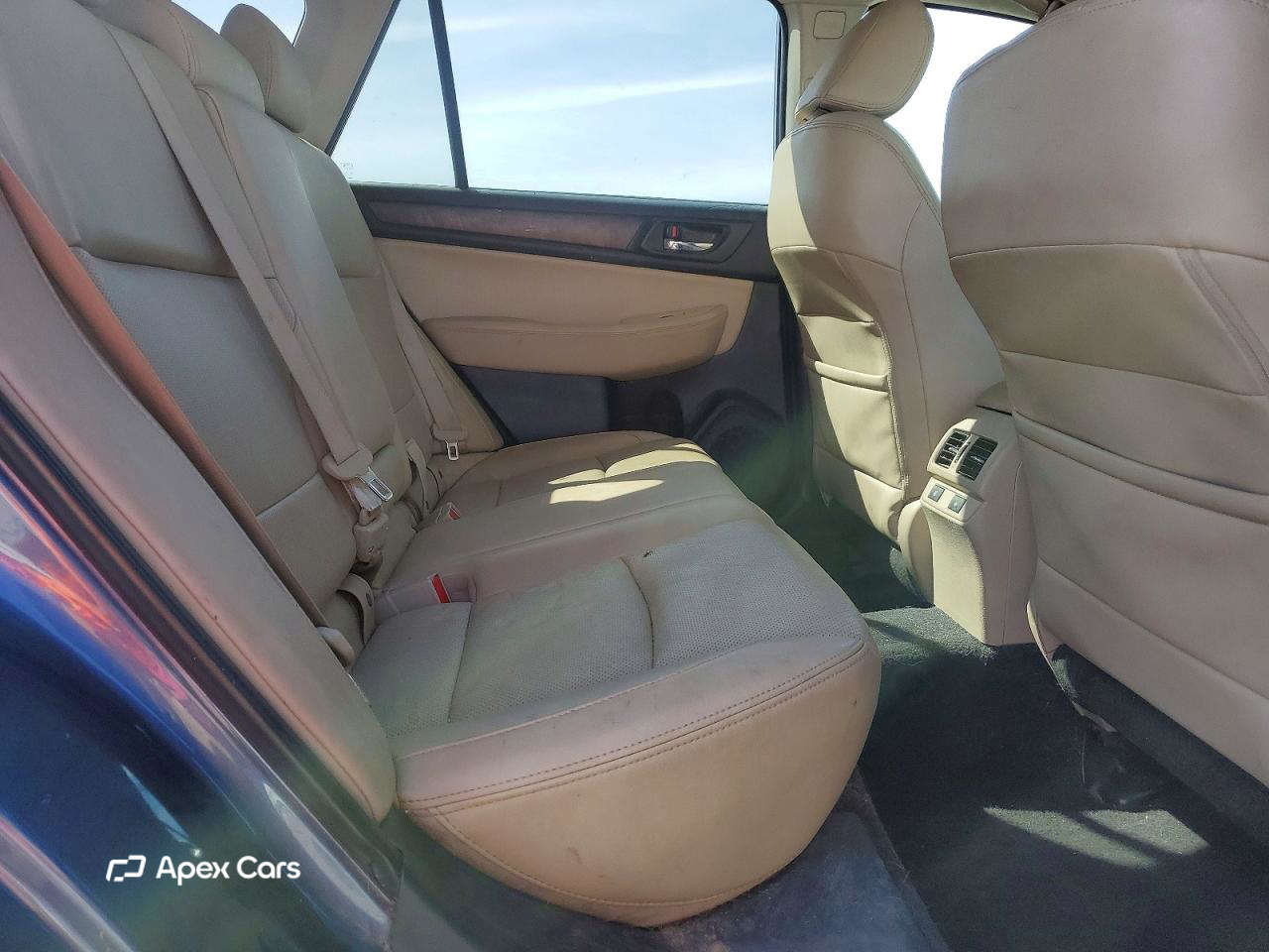 Subaru Outback 2015