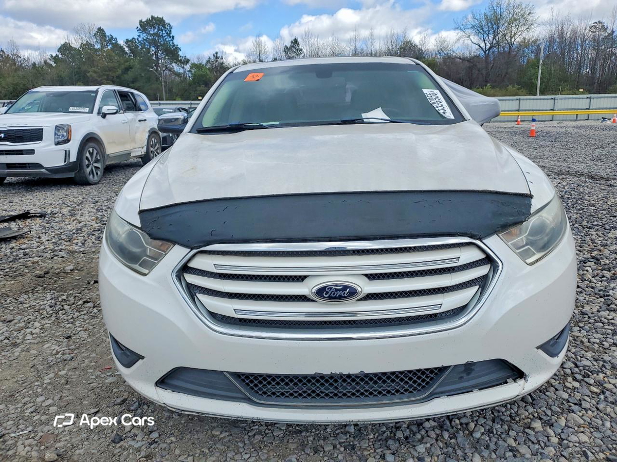 Ford Taurus 2013